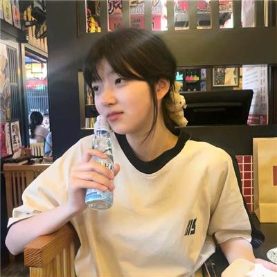 四个阿妈一个佬